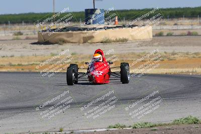 media/Jun-04-2022-CalClub SCCA (Sat) [[1984f7cb40]]/Group 3/Qualifying (Sweeper)/